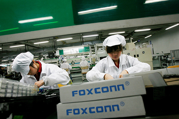 Najväčšia továreň na iPhone v Zhengzhou sa opäť ponáhľa na prenájom, aby uspokojila vysoký dopyt
